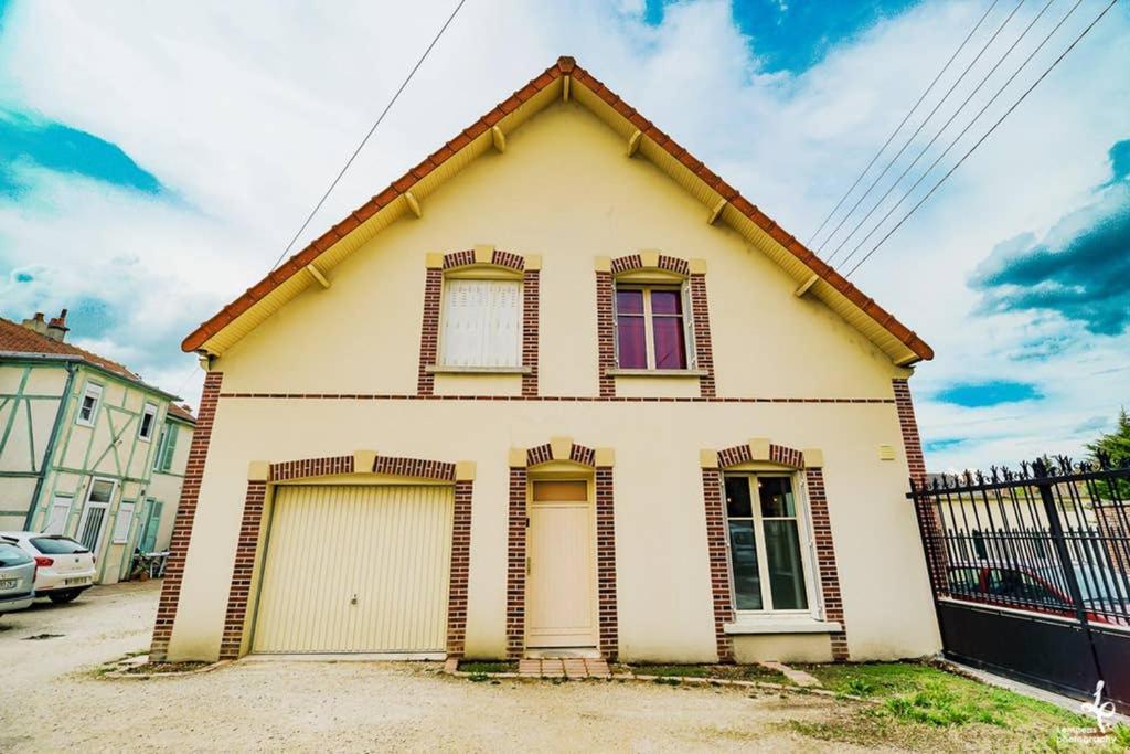 Duplex Centre Ville 6 Personnes Troyes Exterior foto